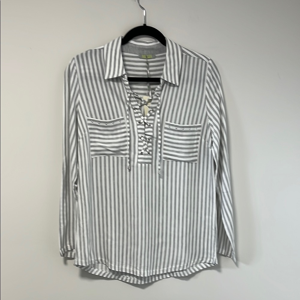 Dolcezza NWT ~ Striped Lace-Up Button Down Shirt - White & Gray